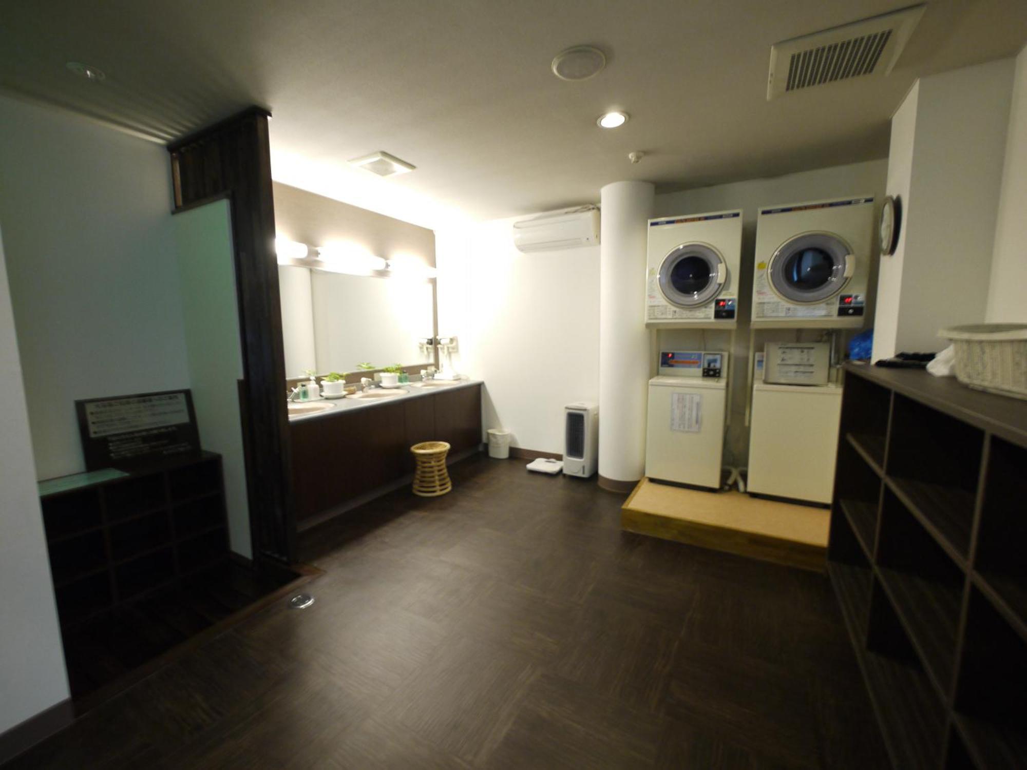 Hotel Route-Inn Kakamigahara Dış mekan fotoğraf